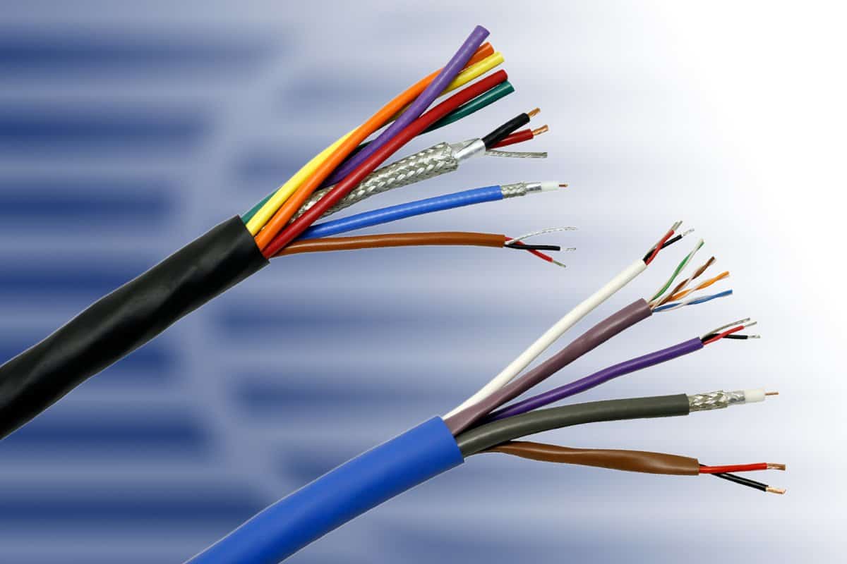  شراء انواع الكابلات الكهربائية و الفرق الاساسي بين الكابلات والاسلاك 